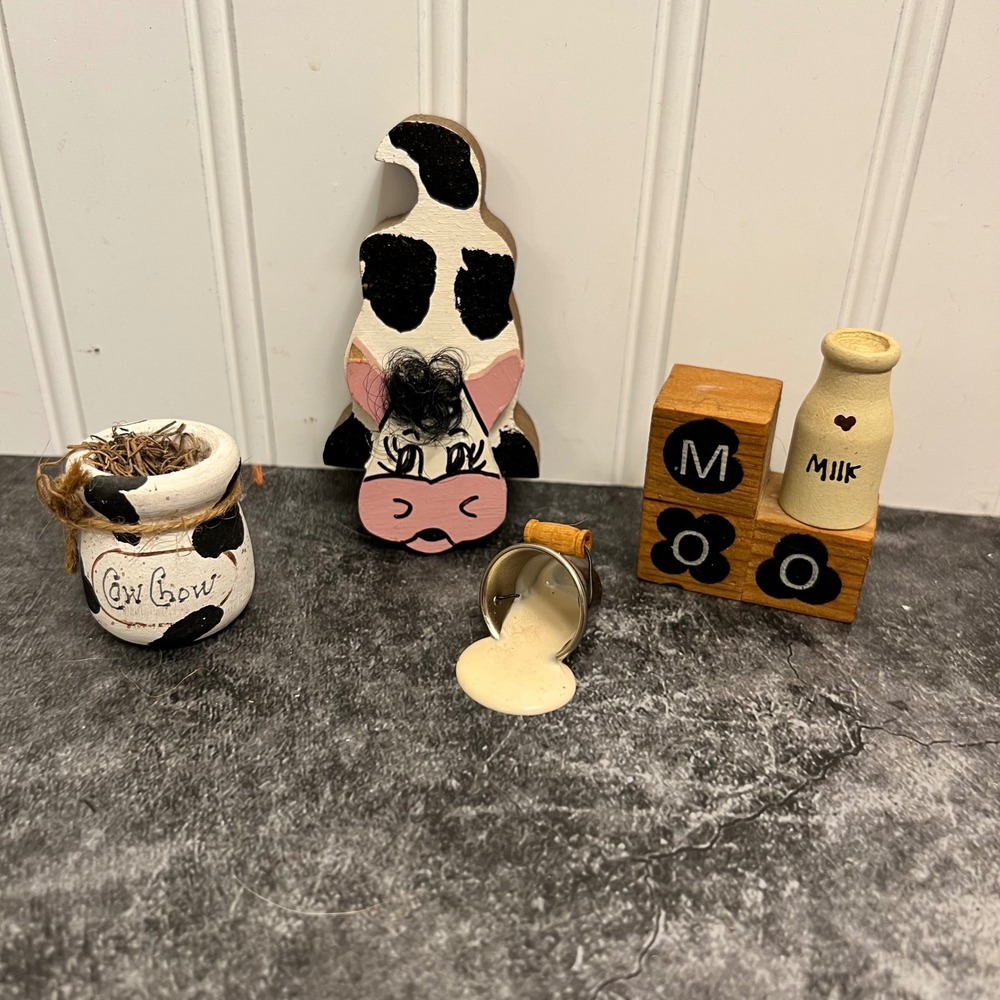 Vintage Trinket Miniatures Lot | Cows | Cottage Farmhouse - Picture 1 of 3